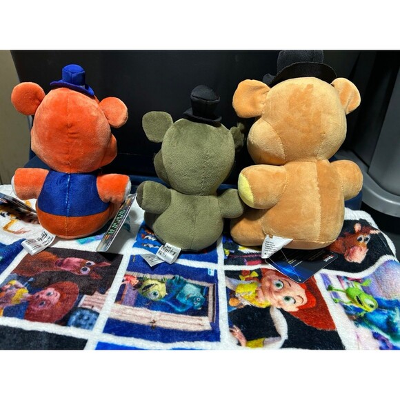 FNAF Plush - Picture 2 of 5